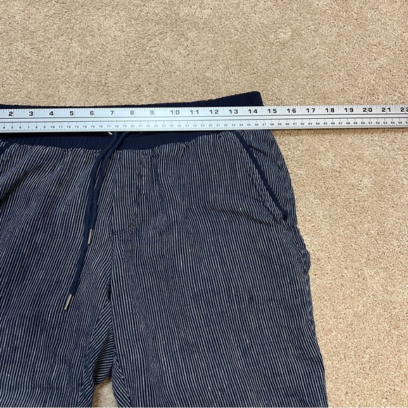 Women’s Athleta Pants Size 8 - Picture 5 of 10